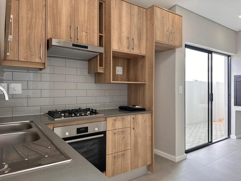 To Let 2 Bedroom Property for Rent in Haasendal Western Cape